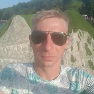 Парни в Буденновске: Андрей, 36 - ищет девушку из Буденновска