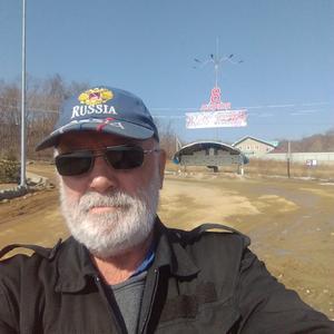 Виктор, 70 лет, Владивосток