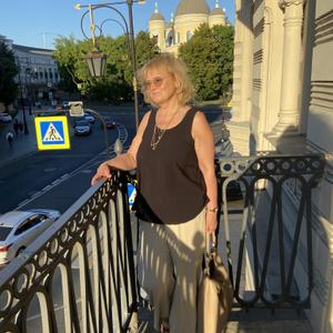 Девушки в Санкт-Петербурге: Irina, 59 - ищет парня из Санкт-Петербурга