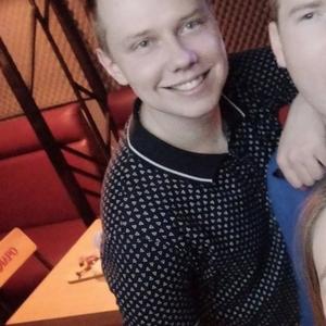 Парни в Ижевске: Андрей, 28 - ищет девушку из Ижевска