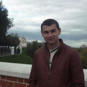 Анатолий, 36 лет, Узловая