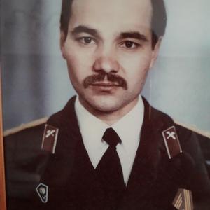 Анатолий, 69 лет, Чебоксары