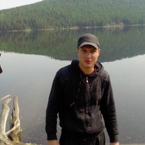Парни в Сростки: Максим, 36 - ищет девушку из Сростки