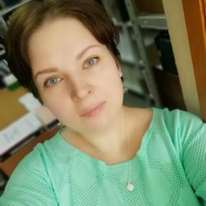 Девушки в Нефтеюганске: Валентинка, 43 - ищет парня из Нефтеюганска