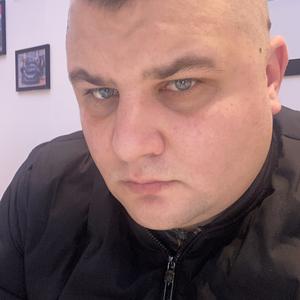 Вадим, 33 года, Чебоксары