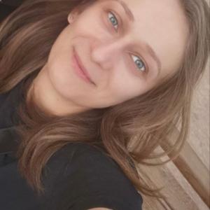 Девушки в Санкт-Петербурге: Катя, 36 - ищет парня из Санкт-Петербурга