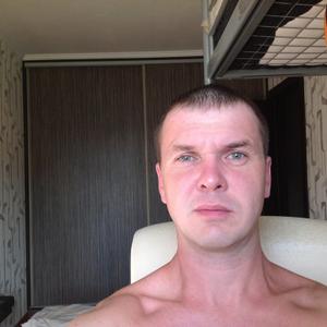 Парни в Шлиссельбурге: Вячеслав, 43 - ищет девушку из Шлиссельбурга