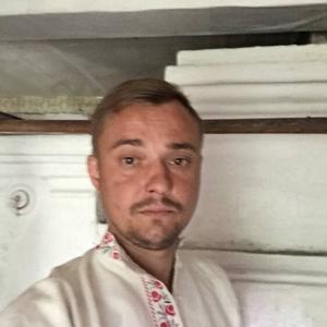 Парни в Вологде: Илья, 37 - ищет девушку из Вологды