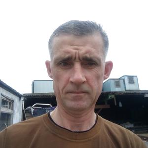 Александр, 49 лет, Новоуральск