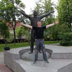 Дмитрий, 40 лет, Новомосковск