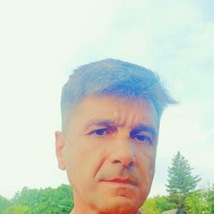 Vlad, 46 лет, Кишинев