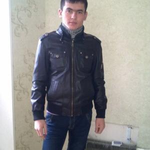 Парни в Кизляре (Дагестан): Арсен, 31 - ищет девушку из Кизляра (Дагестан)