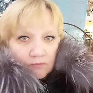 Девушки в Тольятти: Алёна, 57 - ищет парня из Тольятти