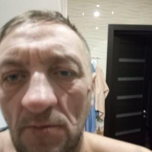Виталий, 46 лет, Казань