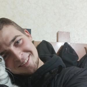Алексей, 22 года, Карпинск