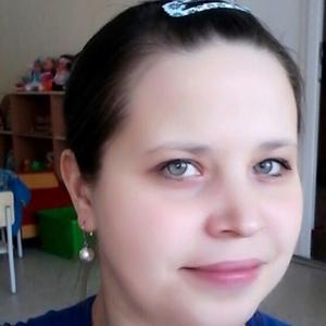 Девушки в Тобольске: Валентина, 33 - ищет парня из Тобольска