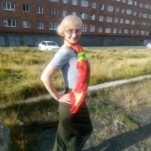 Девушки в Норильске: Оксана, 50 - ищет парня из Норильска