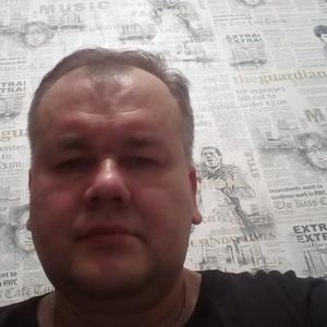 Игорь, 47 лет, Черногорск