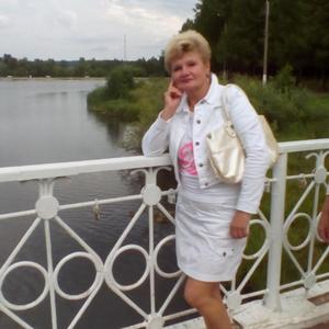 Лариса, 65 лет, Уфа