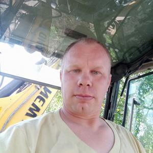 Анатолий, 38 лет, Архангельск
