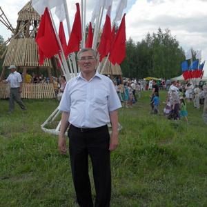Парни в Заволжске: Риннат, 73 - ищет девушку из Заволжска