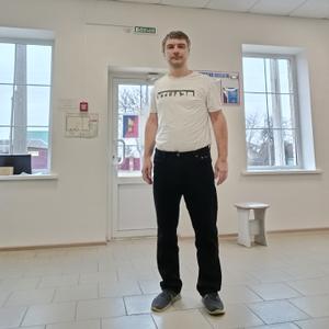 Вадим, 39 лет, Семикаракорск