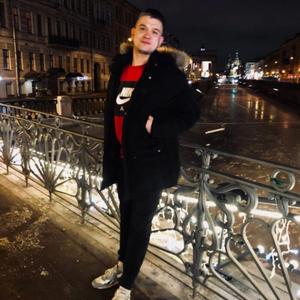 Парни в Гатчине: Саня, 32 - ищет девушку из Гатчины