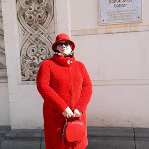 Алена, 61 год, Москва