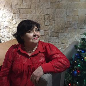Людмила, 68 лет, Курган