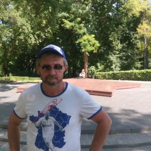 Парни в Ростове: Алекс, 60 - ищет девушку из Ростова
