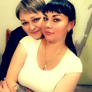 Девушки в Тольятти: Елена, 30 - ищет парня из Тольятти