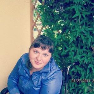 Девушки в Калининграде: Оксана, 32 - ищет парня из Калининграда