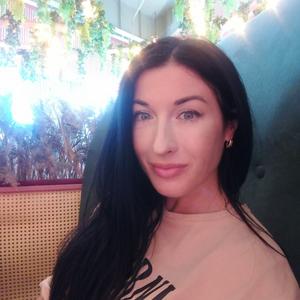 Людмила, 39 лет, Екатеринбург