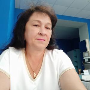 Елена, 56 лет, Саратов