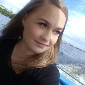 Карина, 33 года, Москва
