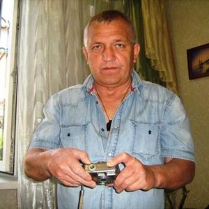 Геннадий, 66 лет, Оренбург