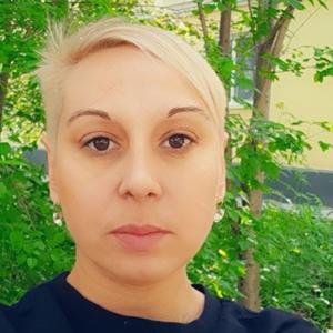 Юлия, 42 года, Первоуральск