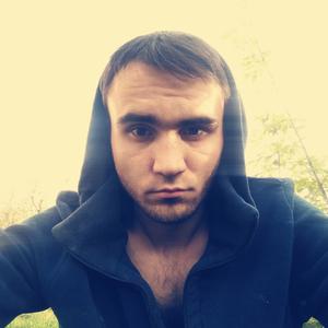 Олег, 27 лет, Небуг