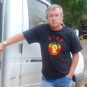 Анатолий, 63 года, Азов