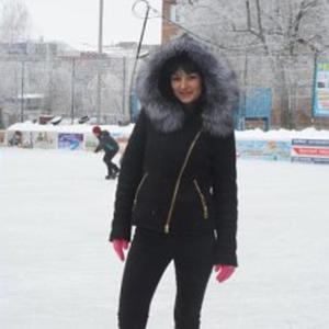 Девушки в Таганроге: Людмила, 41 - ищет парня из Таганрога