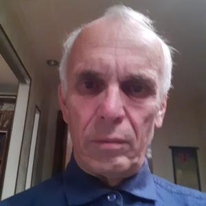 Анатолий, 67 лет, Казань