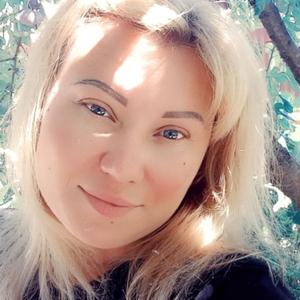Парни в Ставрополе: Светлана, 32 - ищет девушку из Ставрополя