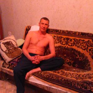 Парни в Саратове: Виталий, 44 - ищет девушку из Саратова