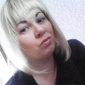 Девушки в Омске: Олеся, 34 - ищет парня из Омска