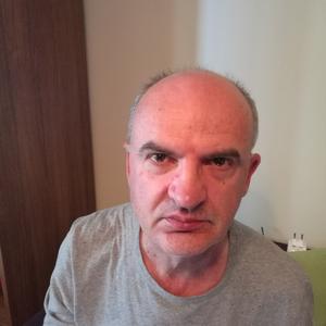 Парни в Калининграде: Dan Pascu, 61 - ищет девушку из Калининграда