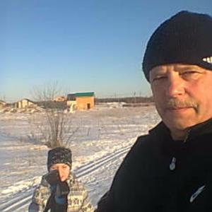 Парни в Череповце: Андрей, 67 - ищет девушку из Череповца