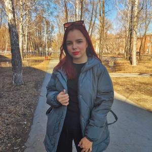 Девушки в Омске: Александра, 25 - ищет парня из Омска