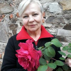 Девушки в Пскове: Vera Radchenko, 70 - ищет парня из Пскова