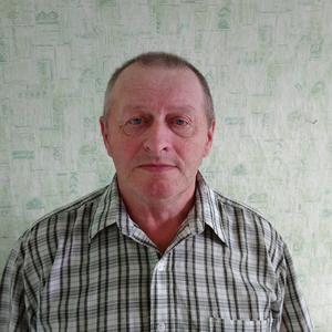 Парни в Череповце: Александр, 72 - ищет девушку из Череповца