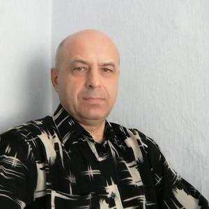 Дмитрий, 59 лет, Надым